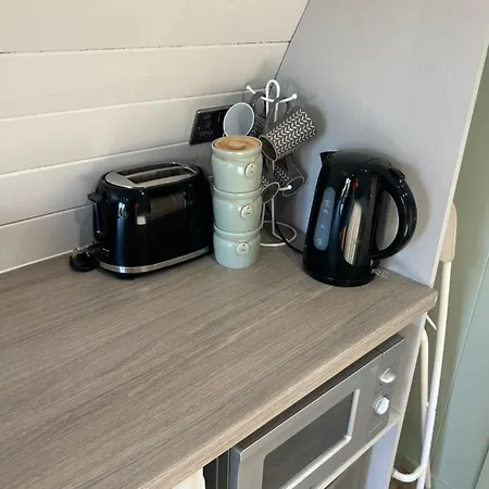 The Garden Pod With Private Hot Tub Alpstuga