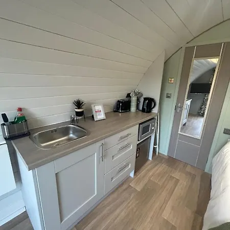 The Garden Pod With Private Hot Tub Chalet Ballymagan