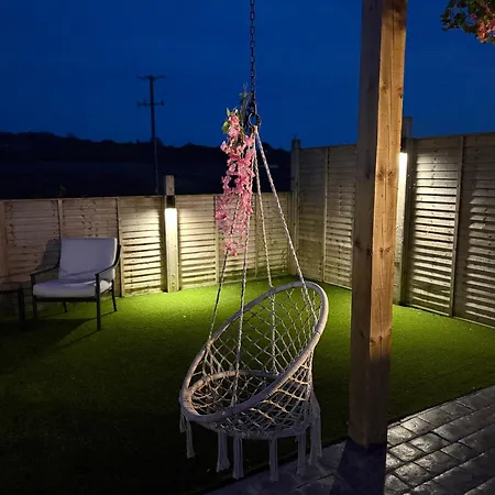 Chalet The Garden Pod With Private Hot Tub Ballymagan
