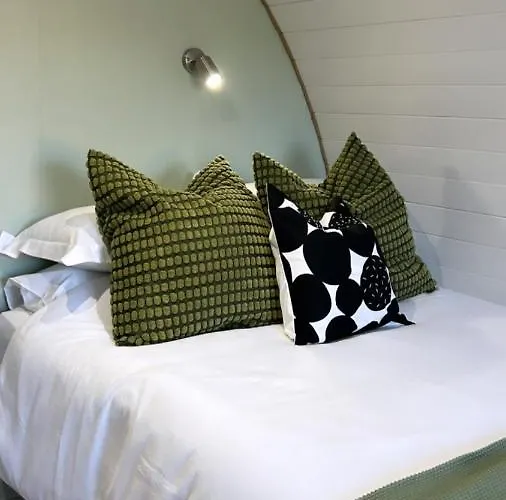 シャレー The Garden Pod With Private Hot Tub