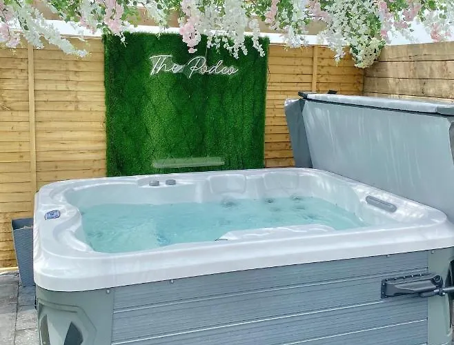 シャレー The Garden Pod With Private Hot Tub *