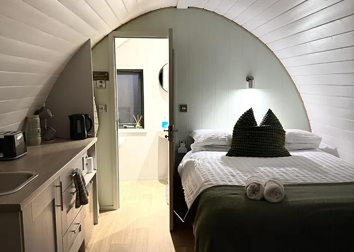 The Garden Pod With Private Hot Tub בקתה Ballymagan